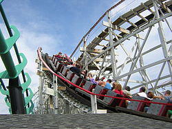 Kennywood Thunderbolt DSCN2737.JPG