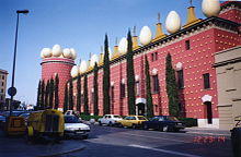 Teater Museu Gala Salvador Dali building from outside.jpg