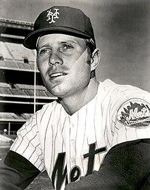 Don Hahn Mets.jpg