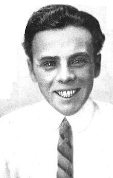 Raymond McKee 001.jpg