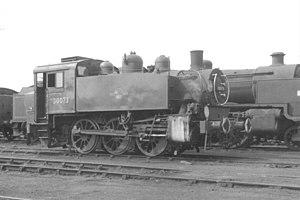 SR USA 0-6-0T 30073 Eastleigh MPD 70D, August 1966 (9969640295).jpg