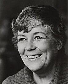 Dorothy Dunnett.jpeg
