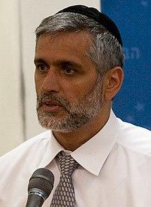 Eli Yishai 2009 (cropped).jpg