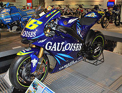 Yamaha YZR-M1 2004.jpg