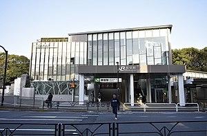 Harajuku Station 200321a2.jpg