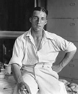 Bill Edrich 1937.jpg