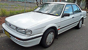 1989-1992 Ford Corsair (UA) GL sedan 02.jpg