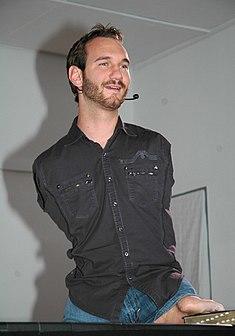 Nick Vujicic speaking in a church in Ehringshausen, Germany - 20110401-02.jpg