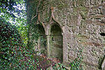 Banada Priory Sedilia 2010 09 23.jpg