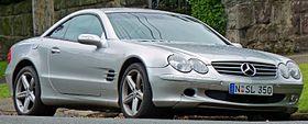 2004 Mercedes-Benz SL 350 (R 230) roadster (2010-12-04) 01.jpg