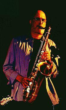 Michael Brecker in July 2004, performing during the "Jazz for Kerry" benefit concert in Manhattan.