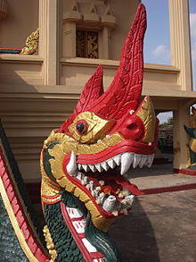 Naga pha that luang1.jpg