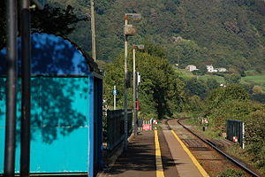 Glynn railway station in 2006.jpg