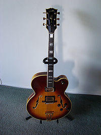 Gibson Byrdland 1.jpg
