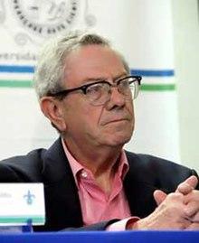 Dr. Carlos Tello Macías.jpg