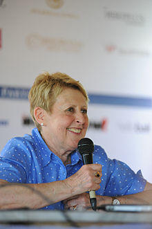 Mem Fox speaking to audience, 2014
