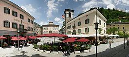 Piazza Communale Poschiavo 1.jpg