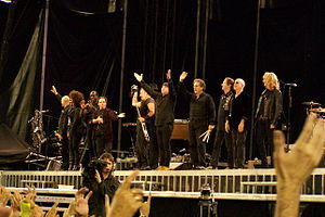 Bruce Springsteen and the E Street Band at the end of a performance, 2009