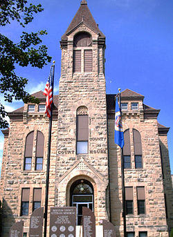 Houston County Courthouse in Caledonia