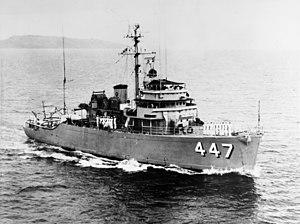USS Guide (MSO-447) underway, circa in the 1960s (NH 69849).jpg