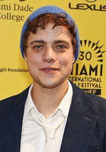 Douglas Smith (cropped).jpg