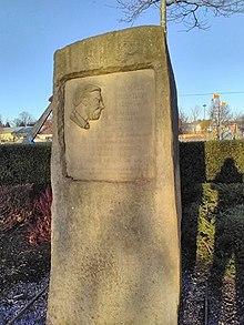 Memorial to Mick McGahey, King George V Park, Bonnyrigg.jpg