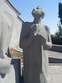 Monument of Mesrop Mashtots (9).jpg