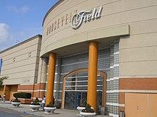 Roosevelt Field Mall 05.jpg