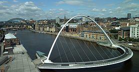 Newcastle-upon-Tyne-bridges-and-skyline cropped.jpg