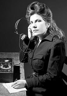 Annie Gosfield.jpg