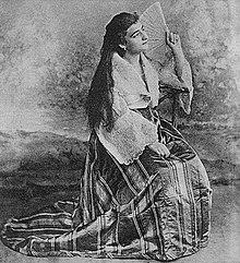Filipino woman 2.jpg