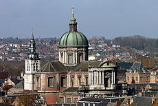 Cathédrale Saint Aubain vue en hauteur.JPG