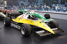 Renault RE 40 1983 Mulhouse FRA 001.JPG