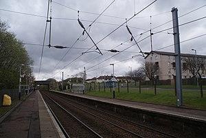 Milliken Park station looking northeast - 2012-04-26.jpg