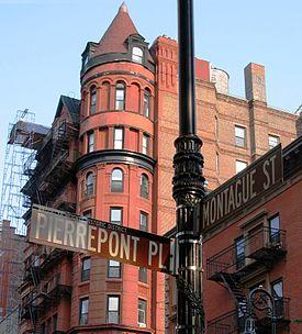 62 Montague Street between Pierrepont Place and Hicks Street in Brooklyn Heights (2006)
