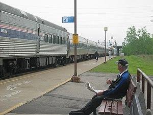Lake Shore Limited at Buffalo-Depew station, May 2004.jpg