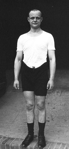 Hermann Barrelet 1911.jpg