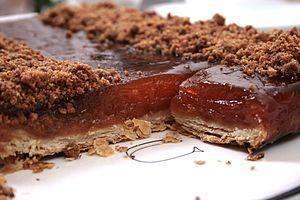 Closeup of tarte tatin (13513714244).jpg