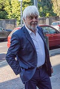 Massimo Manfredi Premio Chiara 2017.jpg