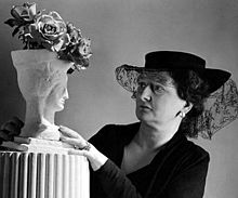 Constance Spry.jpg