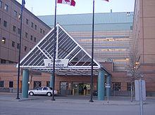 Peter Lougheed Centre 5.jpg