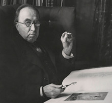 Sir Albert Richardson.png