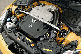 Nissan VQ35DE engine 001.jpg