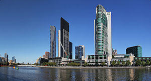Melbourne Yarra River of City South & North Bank.jpg