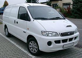Hyundai H-1 front 20070928.jpg
