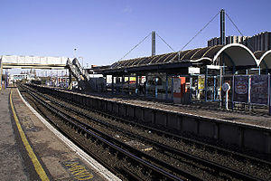 Poole Station, Dorset - geograph.org.uk - 83808.jpg