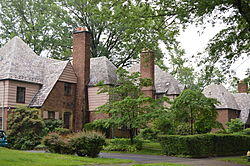 Brewster east of Henley in Forest Hill.jpg