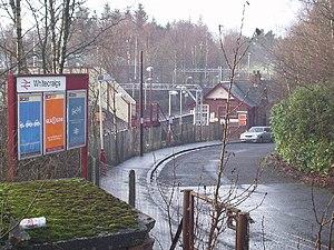 Whitecraigs railway station.jpg