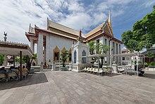 Ubosot of Wat Bowonniwet.jpg