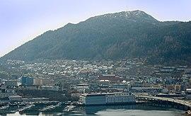 LøvstakkenFromFjellveien.jpg
